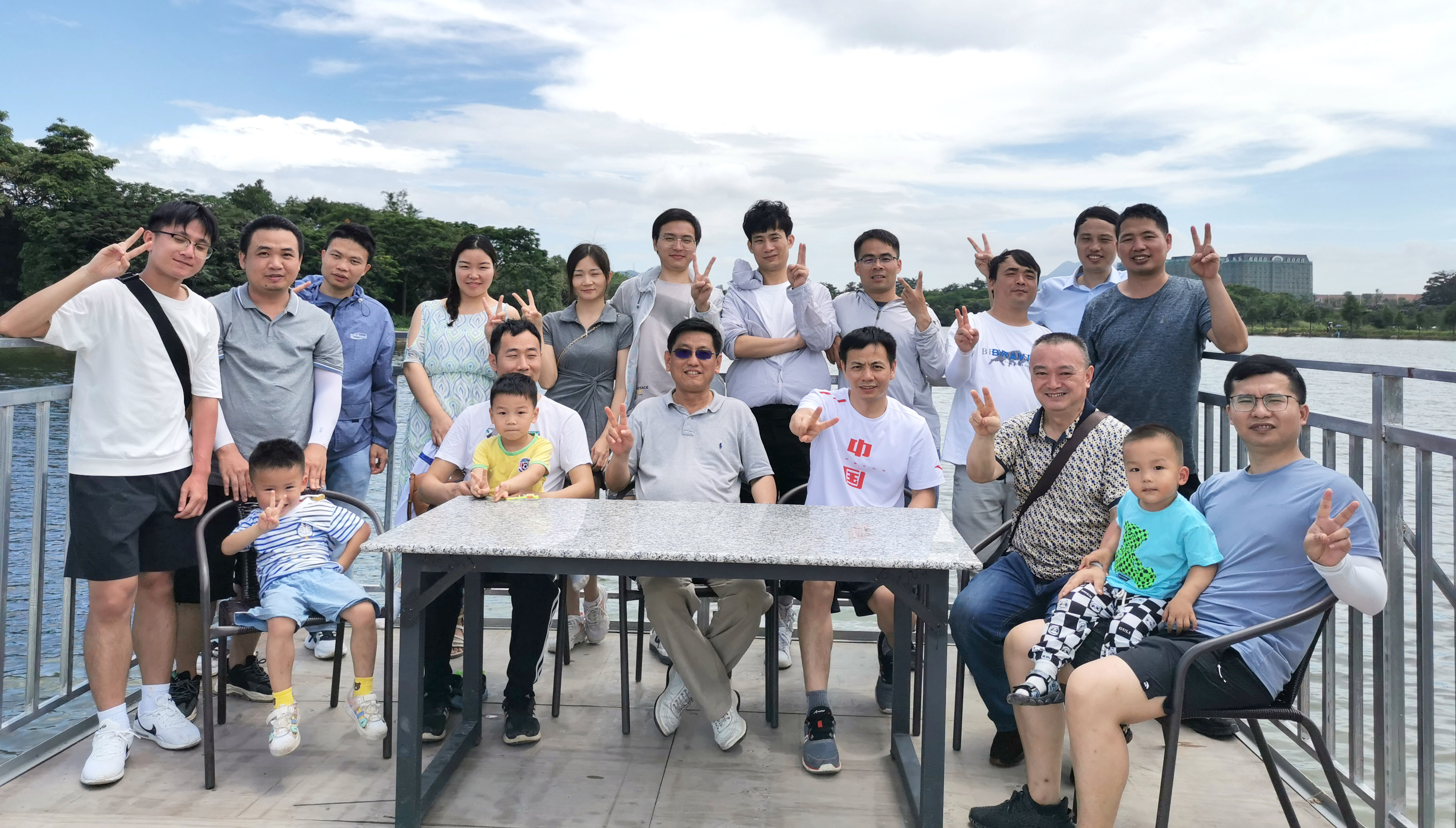 2022年5月钓趣横生·欢乐无限——星空电竞科技组织员工垂钓团建活动     2022年5月29日